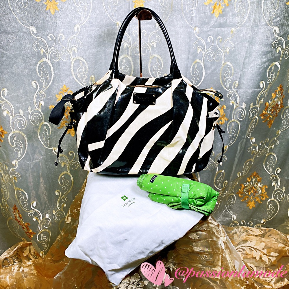 KATE♠️SPADE Baby Zebra Stevie Large New Diaper Pad Bag L EUC - Picture 1 of 16